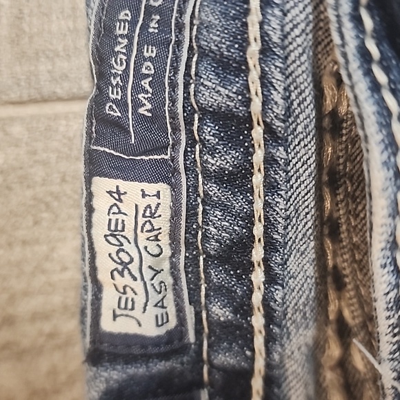 Miss Me brand Capri jeans - Picture 8 of 13